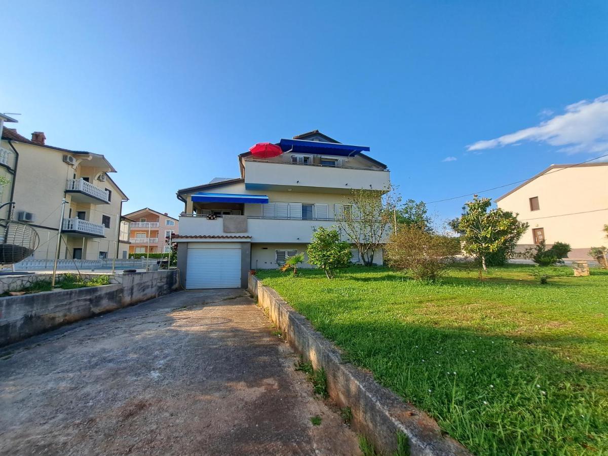 Casa Antonio With Swimming Pool Apartment Novigrad  Exterior photo